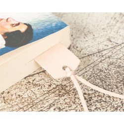 Deri Kitap Ayracı, Pudra